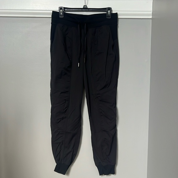 Lululemon Studio Jogger - Picture 1 of 2